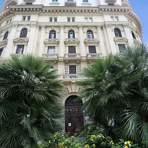 Piazza Bovio 22 Gasthof Neapel