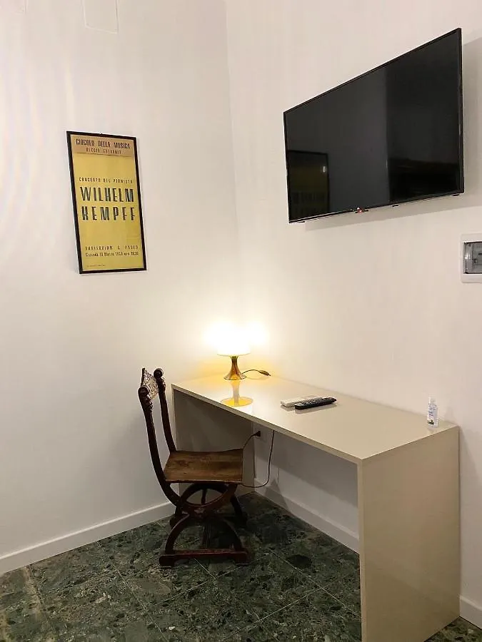 Bed and Breakfast Al Teatro Reggio Calabria Frühstückspension